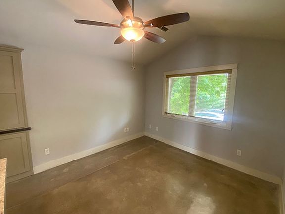 5th image of 226 S Hill Ave #111