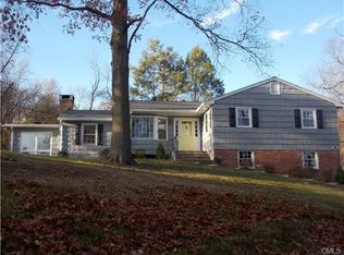 12 Brenner Rd, Norwalk, CT 06851