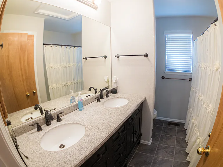7017 Enbrook Dr — Photo 12