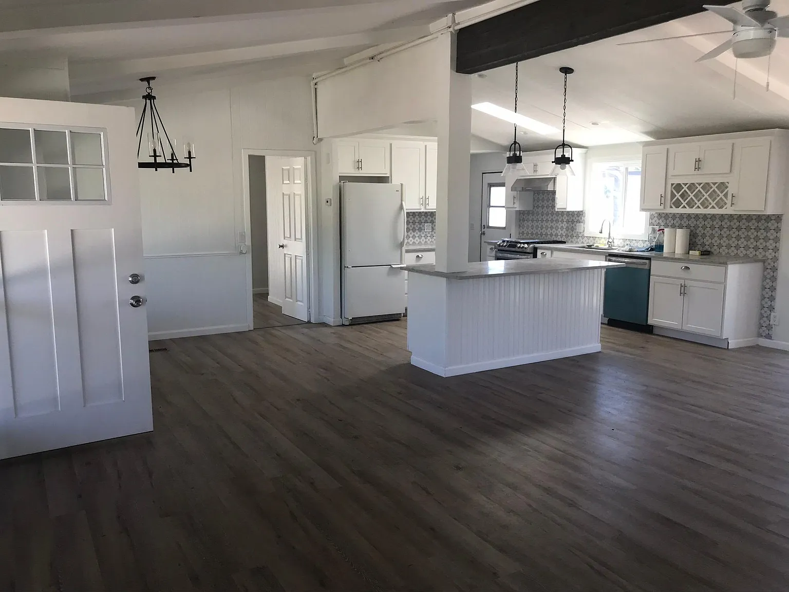 9383 W Lilac Rd — Photo 2