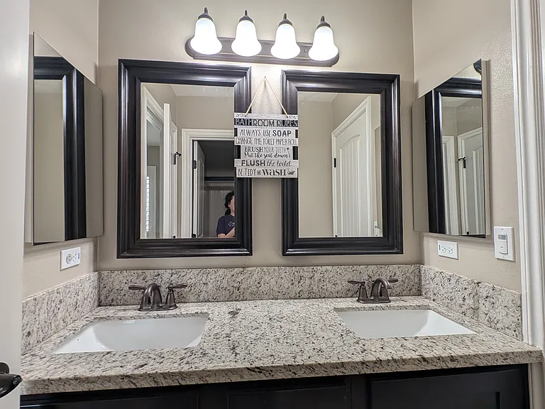 Jack & Jill bathroom connecting Bedroom 1 and 2