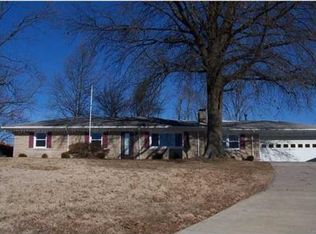 450 E Mount Pleasant Rd, Evansville, IN 47711