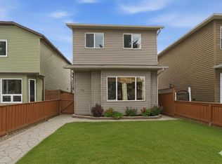 43 E Martindale Ct NE, Calgary, AB T3J 2V8