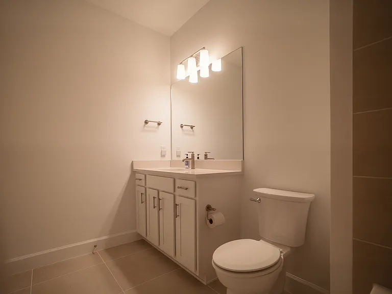 Coral Harbour Dr — Photo 31
