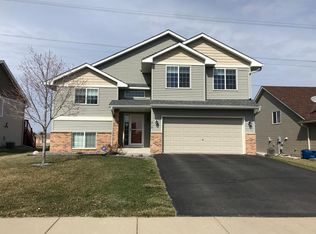 213 Dongola Ln, Shakopee, MN 55379
