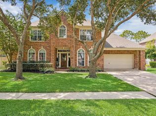 3000 Cedar Ridge Trl, Friendswood, TX 77546