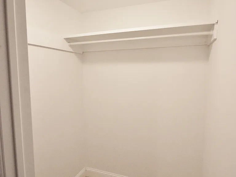 32 Pine St #3 — Photo 8