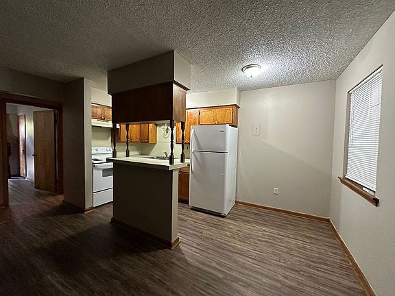 5th image of 300 Market St #204