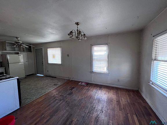 5th image of 404 S Ohio Ave