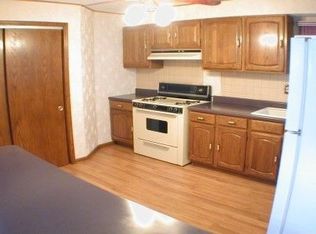 331 W Winthrop Ave, Addison, IL 60101