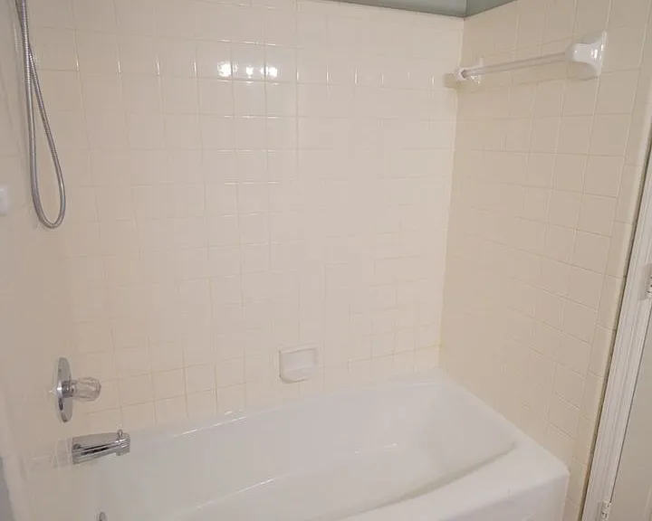 3027 Oak Hammock Ln — Photo 10