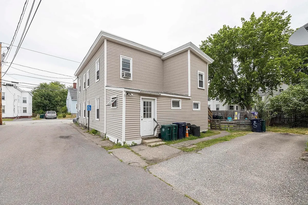Building Photo - 39 Green St #102
