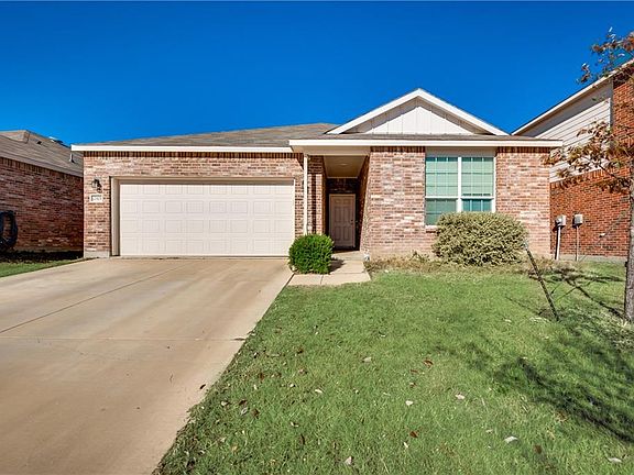 3rd image of 2325 Mirandesa Dr