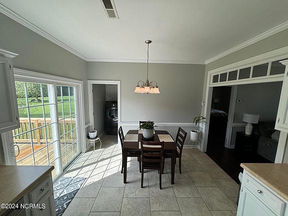 5th image of 2286 Blue Heron Drive