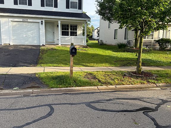 2nd image of 21423 Frost Ct