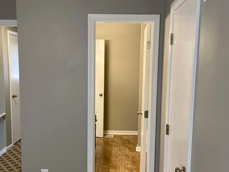 202 N Lightburne St — Photo 6