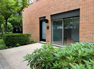 157 Mason St, Greenwich, CT 06830