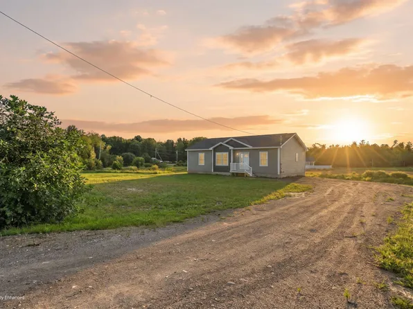 492 Kenduskeag Levant Road, Kenduskeag, ME 04450