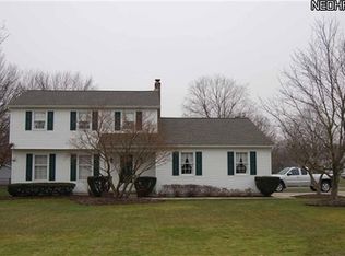 1297 Pioneer Dr, Youngstown, OH