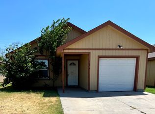 107 80th St #H2, Lubbock, TX 79404