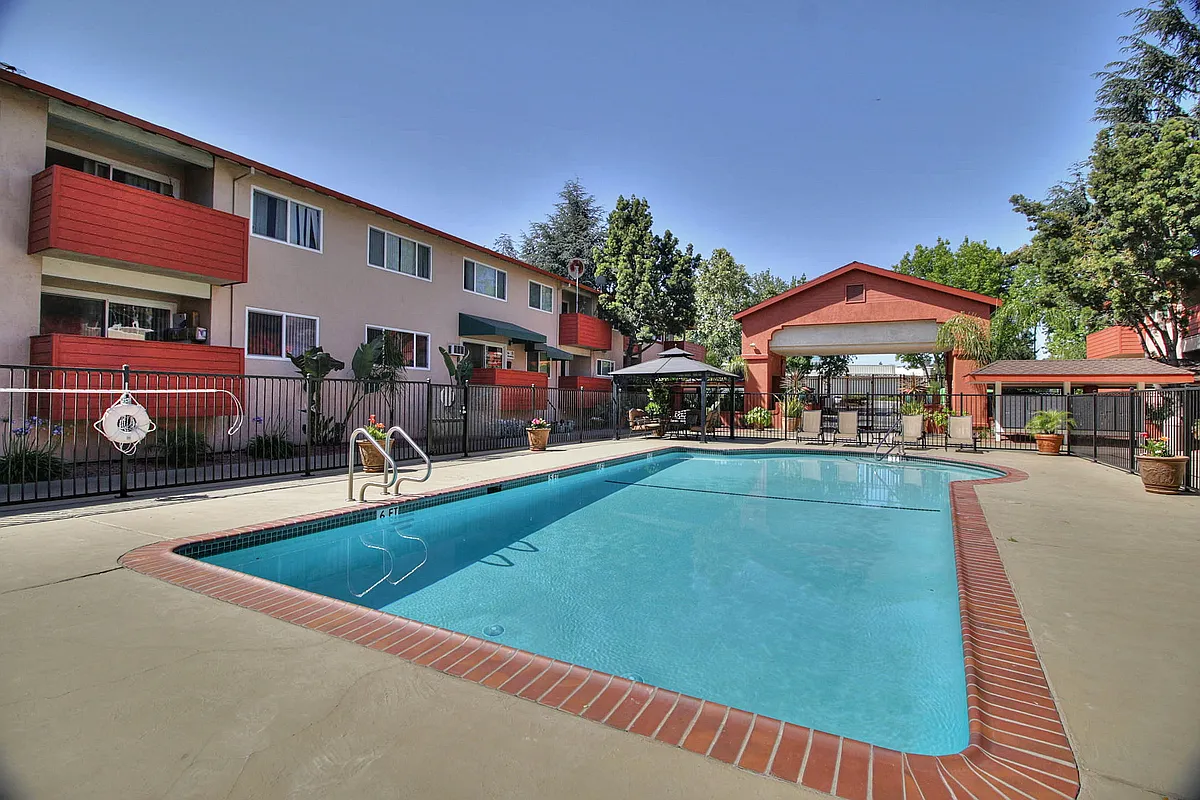 Building Photo - The Californian Apartments