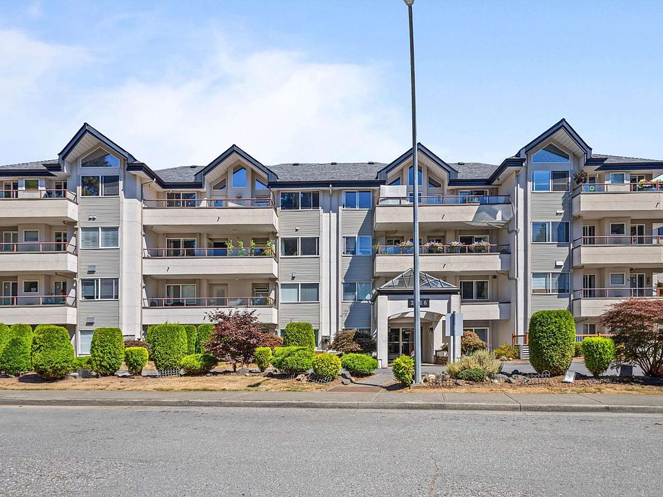 1st image of 2526 Lakeview Cres #206