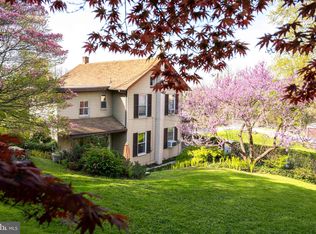 5348 Strasburg Rd, Kinzers, PA 17535