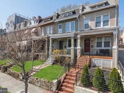 2126 4th St NE, Washington, DC, 20002