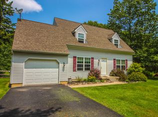 75 Robertson Rd, Jim Thorpe, PA 18229