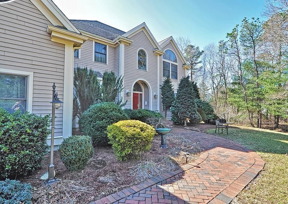 406 Little Sandy Pond Rd, Plymouth, MA 02360 Zillow