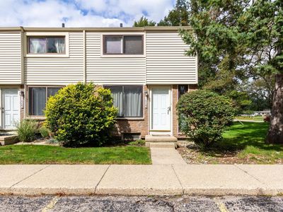 1669 Wimbledon Dr, Walled Lake, MI, 48390