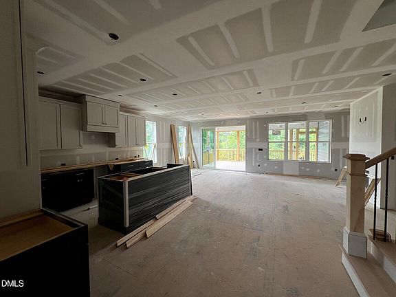 2nd image of 1675 Terry Rd