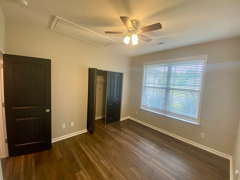 143 Stonegate Dr — Photo 8