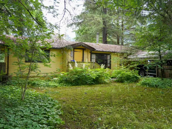5852 Montgomery St, Juneau, AK 99801