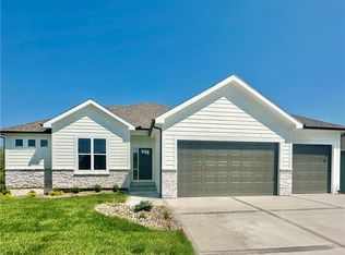 13900 NW 75th St, Parkville, MO 64152