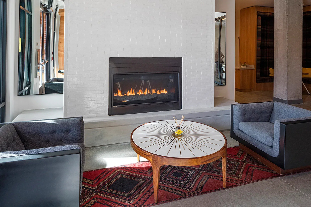 Multnomah Village Apartments — Photo 3