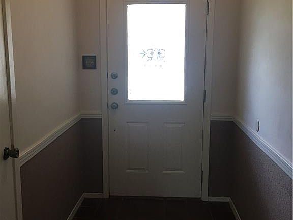 3rd image of 5249 Shady Glen Ln