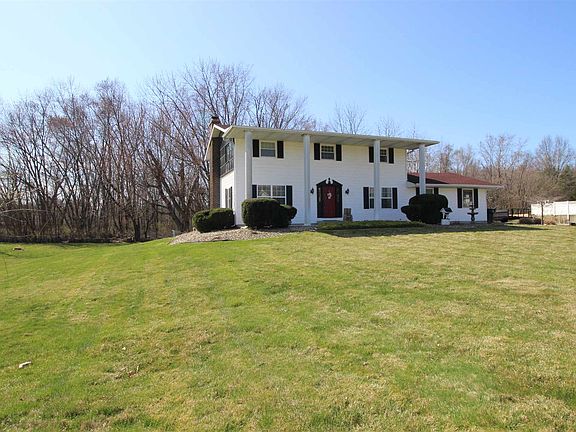 2nd image of 60211 Fellows St