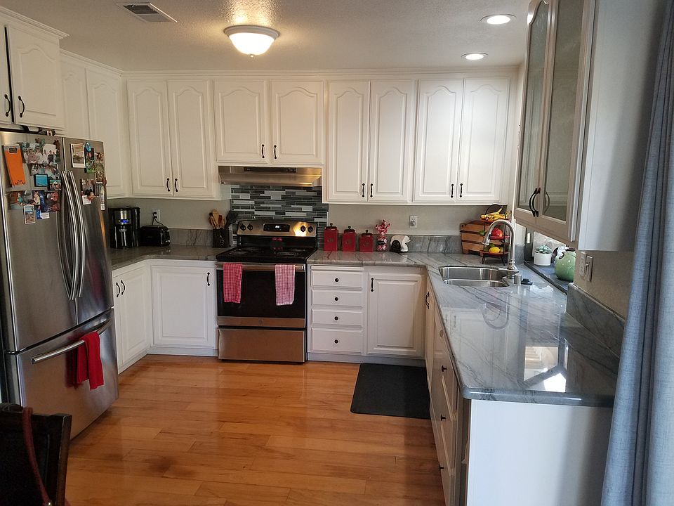 New Granite Countertops