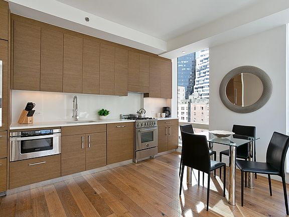 3rd image of 325 Lexington Ave APT 11-D