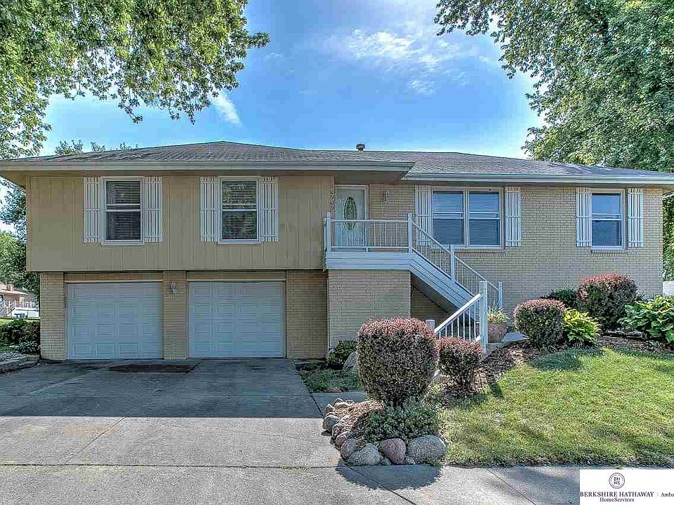 1st image of 10909 Hogantown Dr