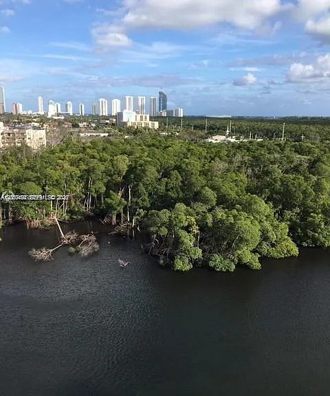 16385 Biscayne Blvd #621 — Photo 24