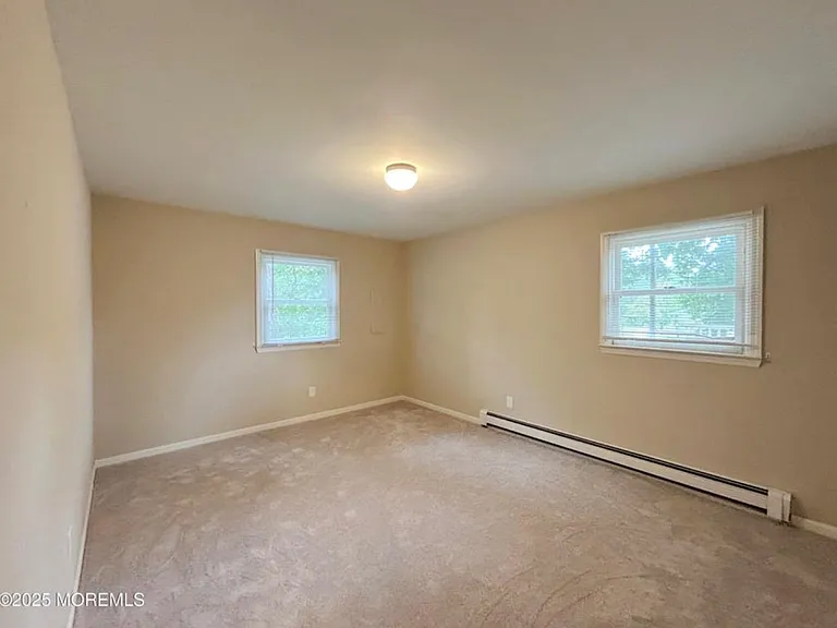 501 Bismarck St — Photo 17