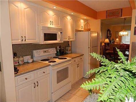 5th image of 1501 SW 131st Way APT 205