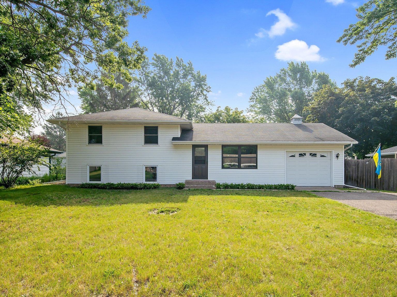 133 Strese Ln, Apple Valley, MN 55124 MLS 6393662 Zillow