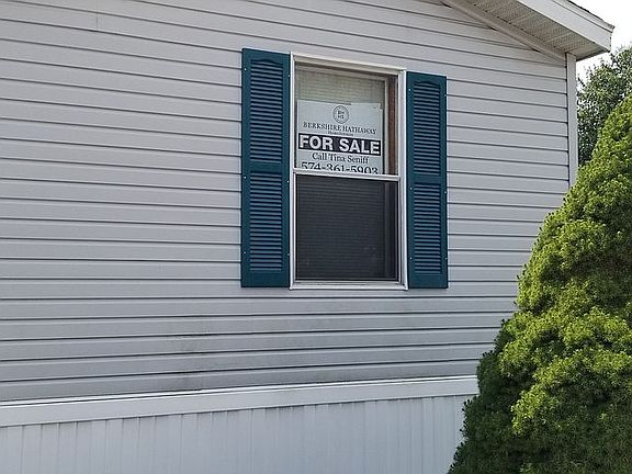 3rd image of 1807 New York Ave