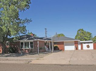 104 E Christopher Dr, Clovis, NM 88101