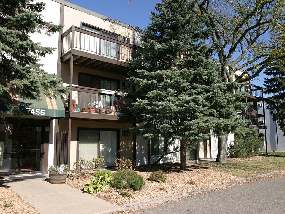 1st image of 7425 123rd St W #488