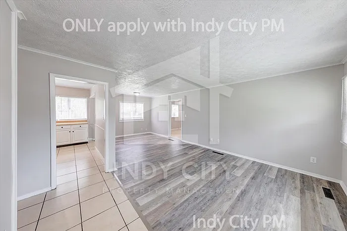 4 bed, 2.0 bath, 900 sqft, $1,500 — Photo 4