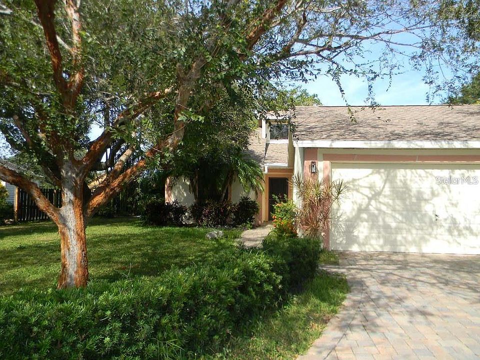 1st image of 8232 Cypress Lake Dr